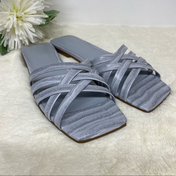Marc Fisher Limited Style: Varro2 Color: Light Blue Leather Slides Sandals Flats - Picture 2 of 6